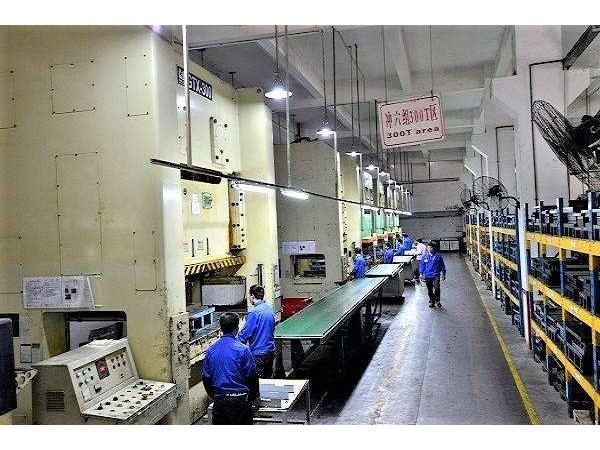 光明五金沖壓件加工廠，沖壓拉伸工藝的4個注意事項